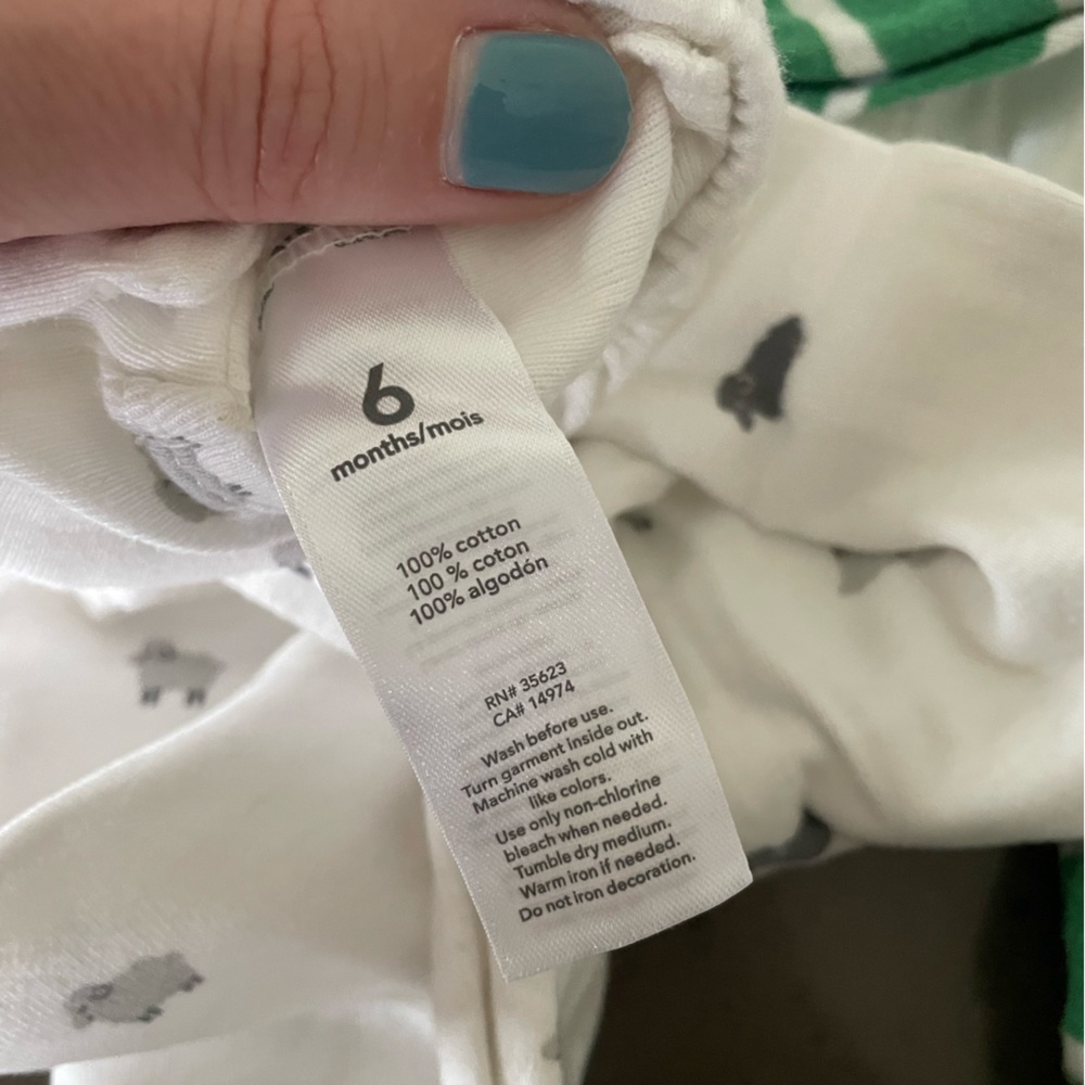 Carter's Pajama Bundle - Picture 5 of 6